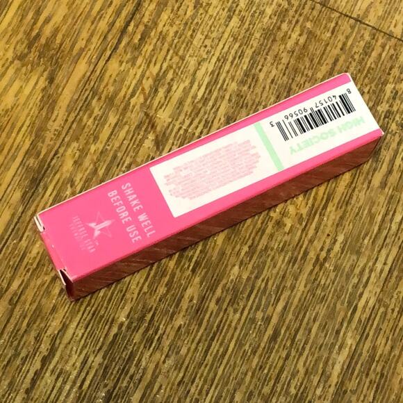 Jeffree Star Velour Liquid Lipstick in High Society Shade Mint Green Matte - Picture 5 of 6